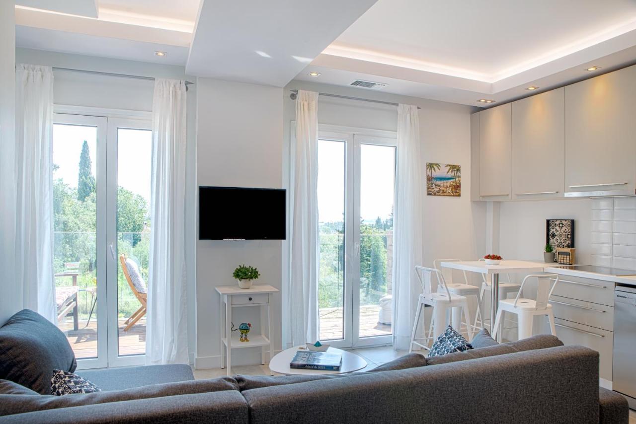 Dimi Brou'S Apartments By Corfuescapes กูเวีย ภายนอก รูปภาพ
