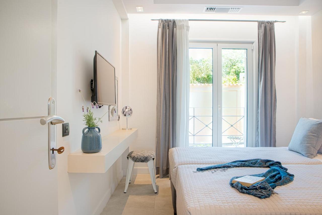 Dimi Brou'S Apartments By Corfuescapes กูเวีย ภายนอก รูปภาพ